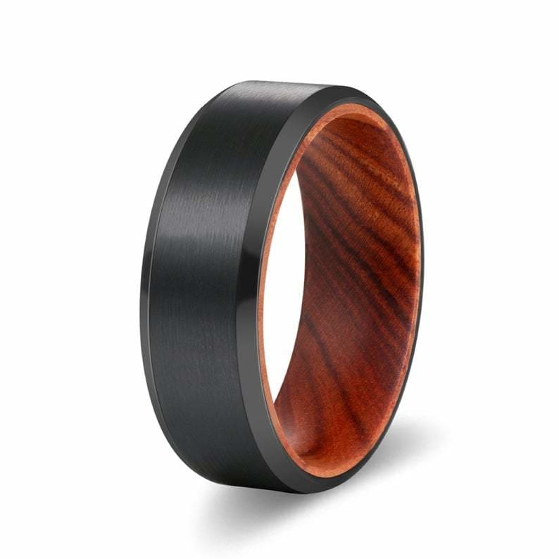 Moneekar Jewels Basic Men's Tungsten Carbide Ring 8mm Polished Beveled Edge  Matte Brushed Finish Center Wedding Band Rings for Men : : Fashion